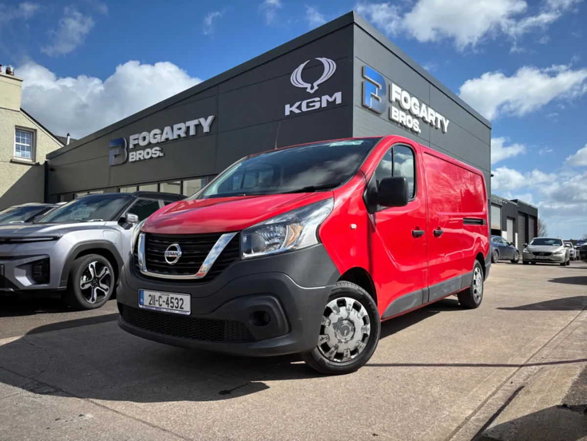 Nissan NV300 2021, LWB 120 XE 1300 MY20 4DR - Image 1