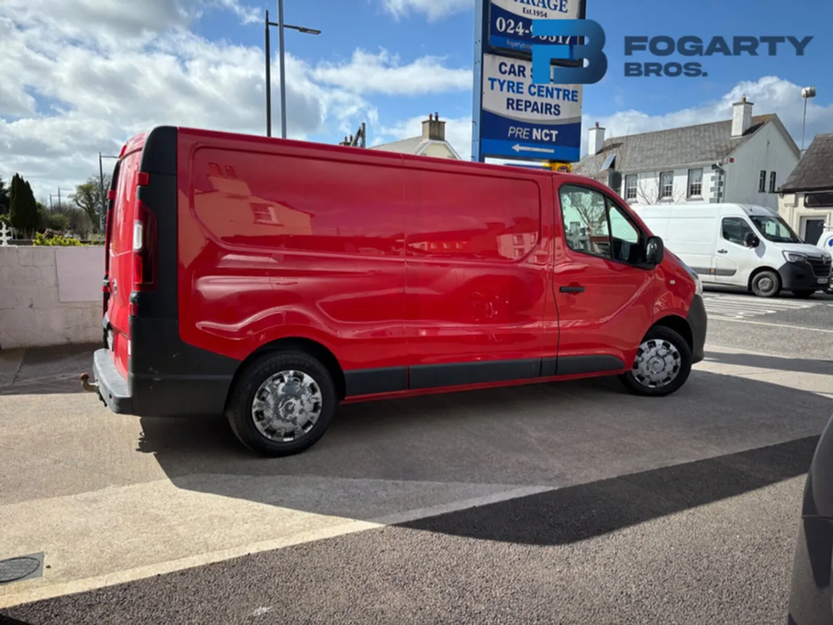 Nissan NV300 2021, LWB 120 XE 1300 MY20 4DR - Image 4