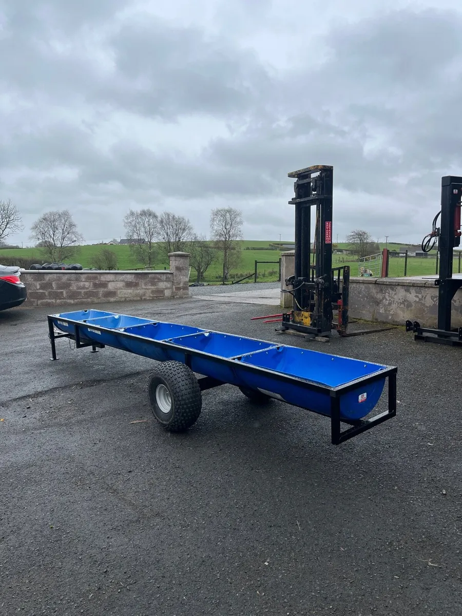 Feeding trailer - Image 3