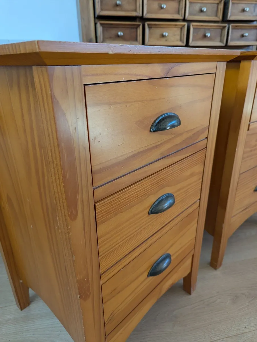Twin Wooden Bedside Lockers - Image 2
