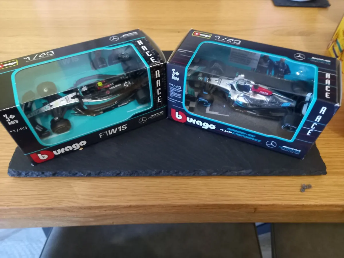 Formula one model cars - Image 3
