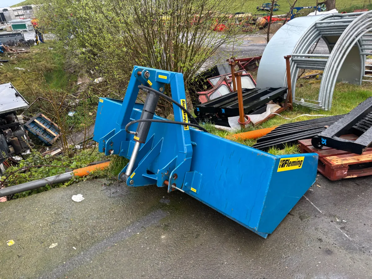 fleming 7ft powerbox - Image 3