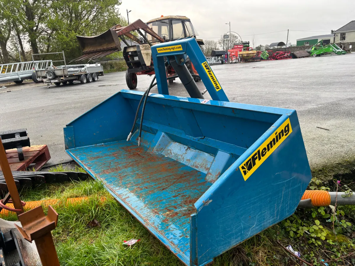 fleming 7ft powerbox - Image 1