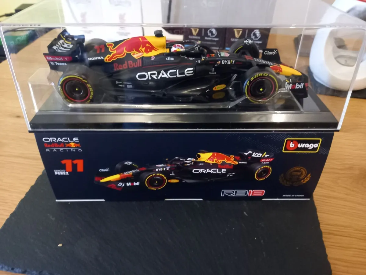 Formula one model cars - Image 1