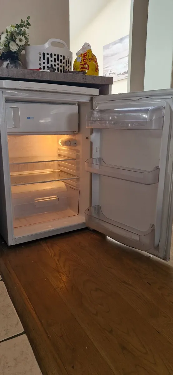 Fridge - Image 2