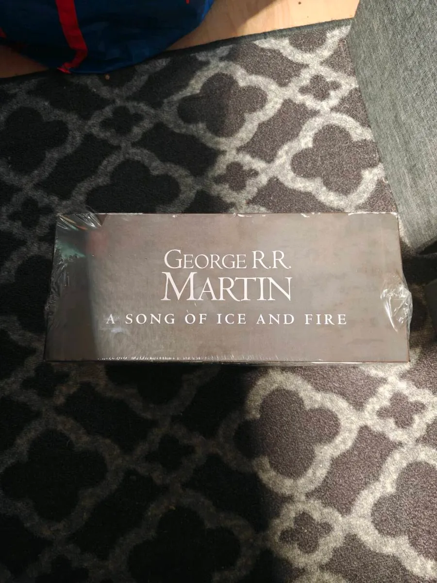 Game of thrones 7 book set - new sealed - Image 2