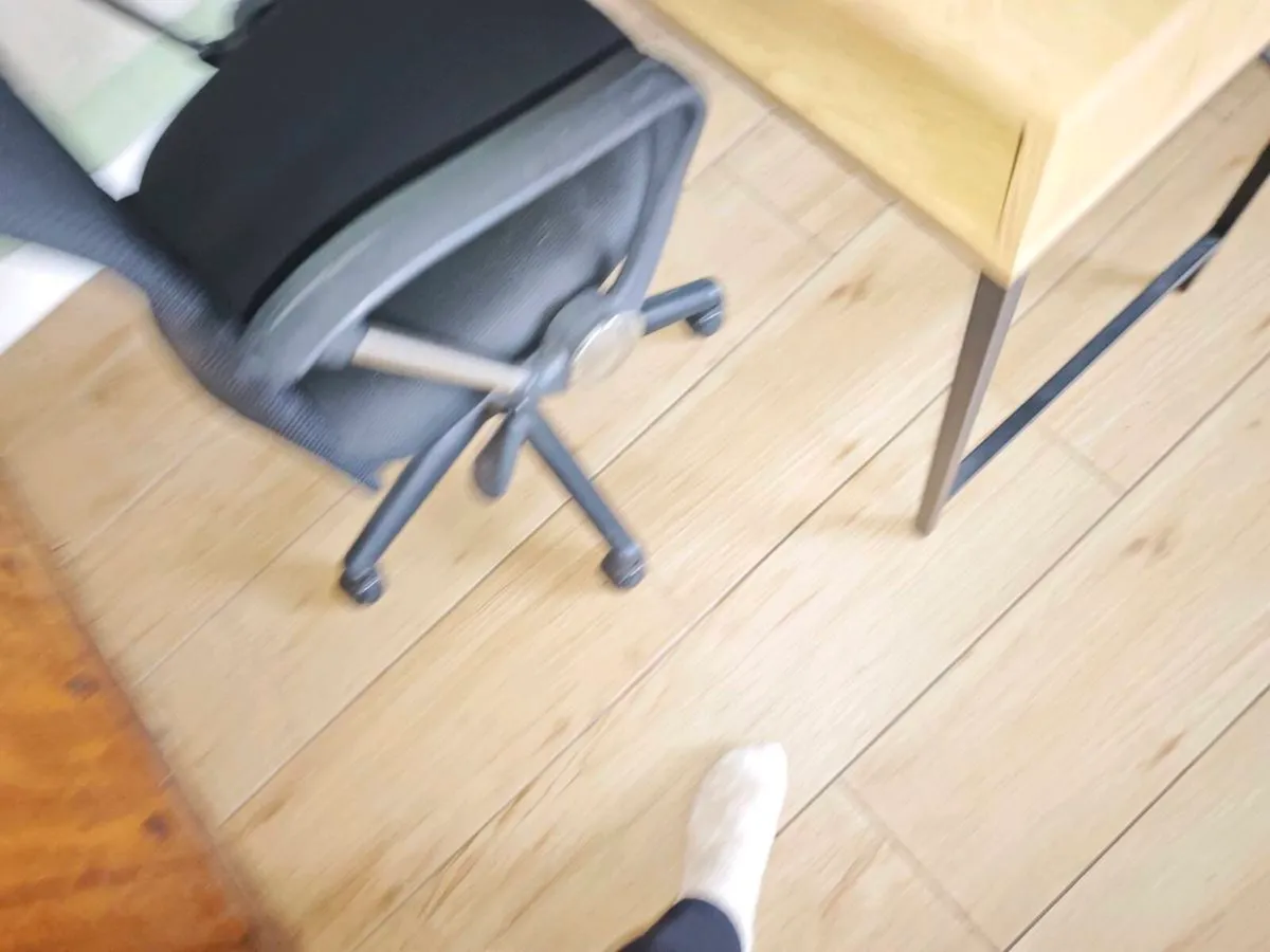 Office Table & Chair - Image 2