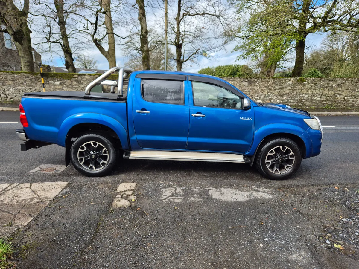 Toyota Hilux 2012 - Image 4