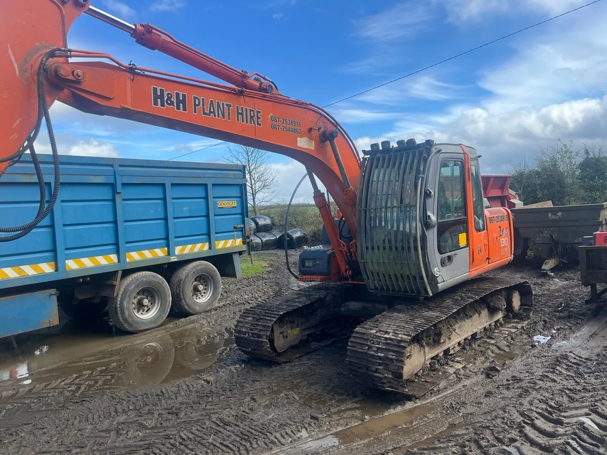 Hitachi digger - Image 4