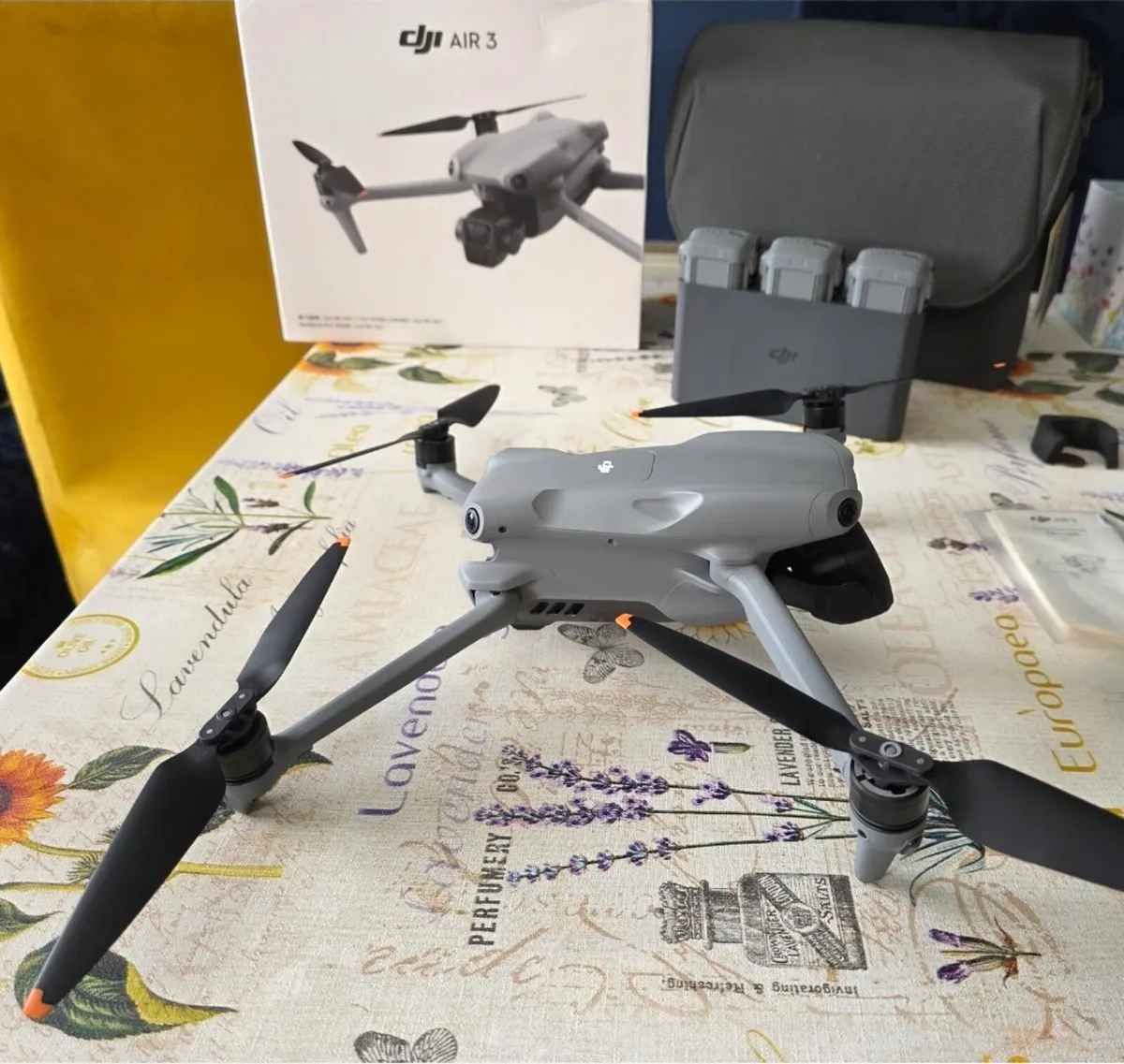 Dji Air 3 fly more combo with extras - Image 3