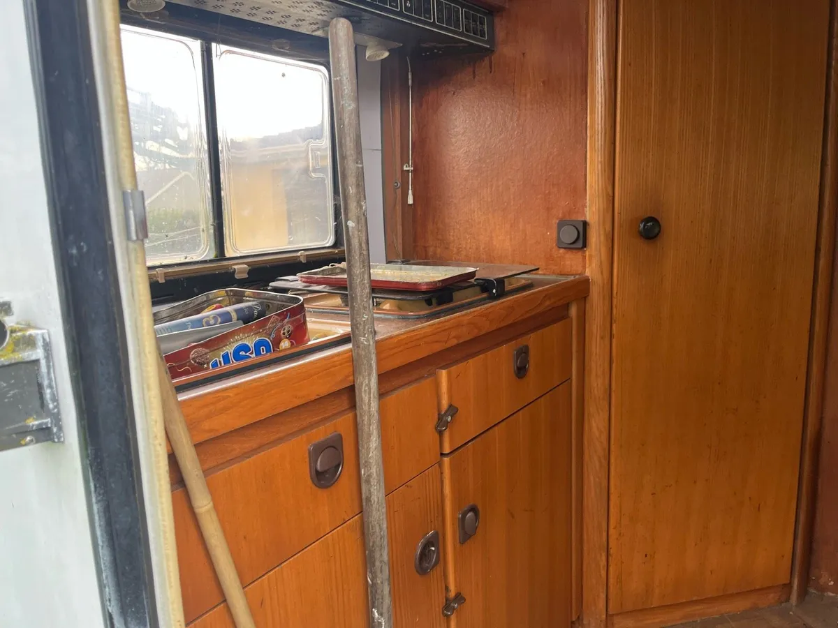 Campervan - Image 4