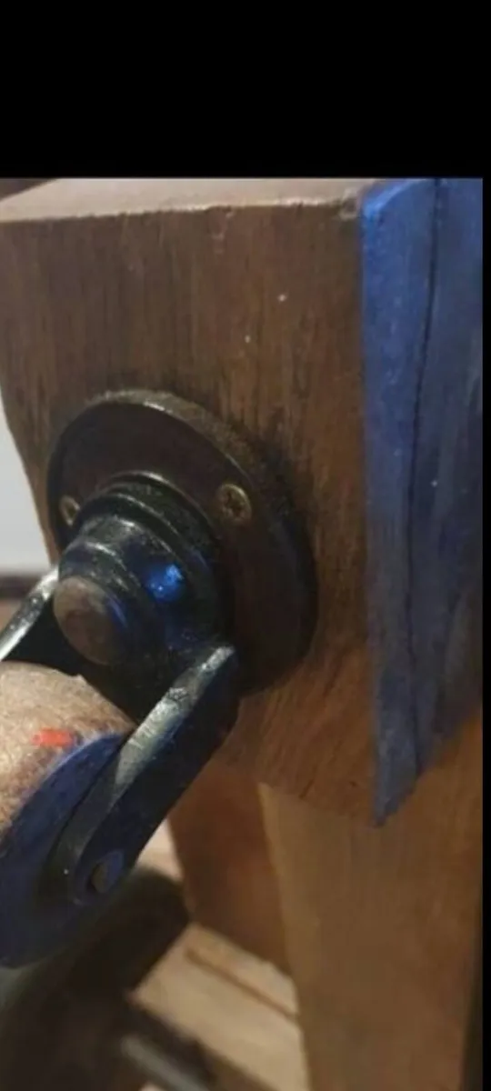 vintage industrial pitch pine coffee table - Image 4