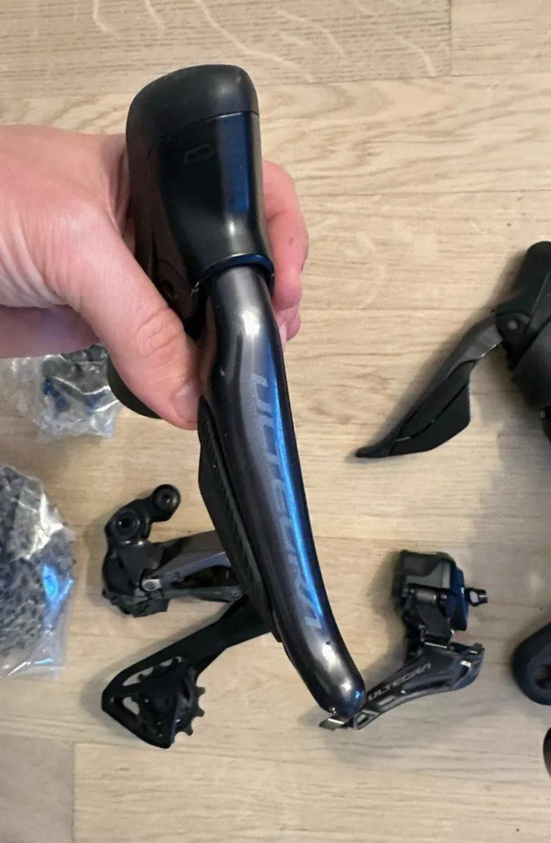 Ultegra Di2 R8170 Groupset 12 Speed Disc Brake - Image 4