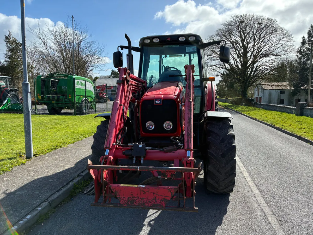 Massey Ferguson 5455 - Image 2