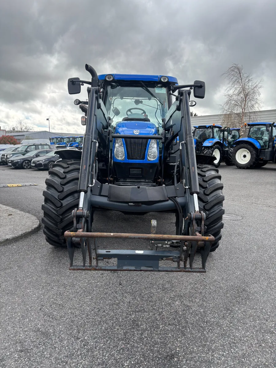New Holland T6.155 Electro Command C/W Q5b-7763hrs - Image 4