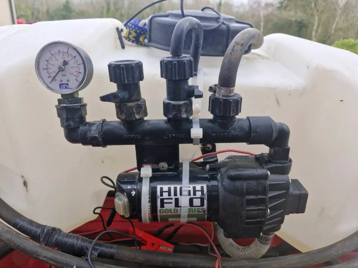 Garden Sprayer & Trailer - Image 2