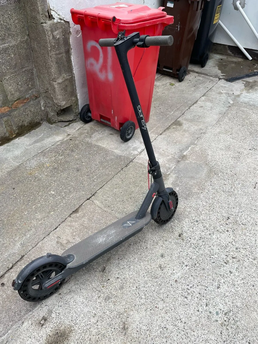 Electric scooter - Image 1