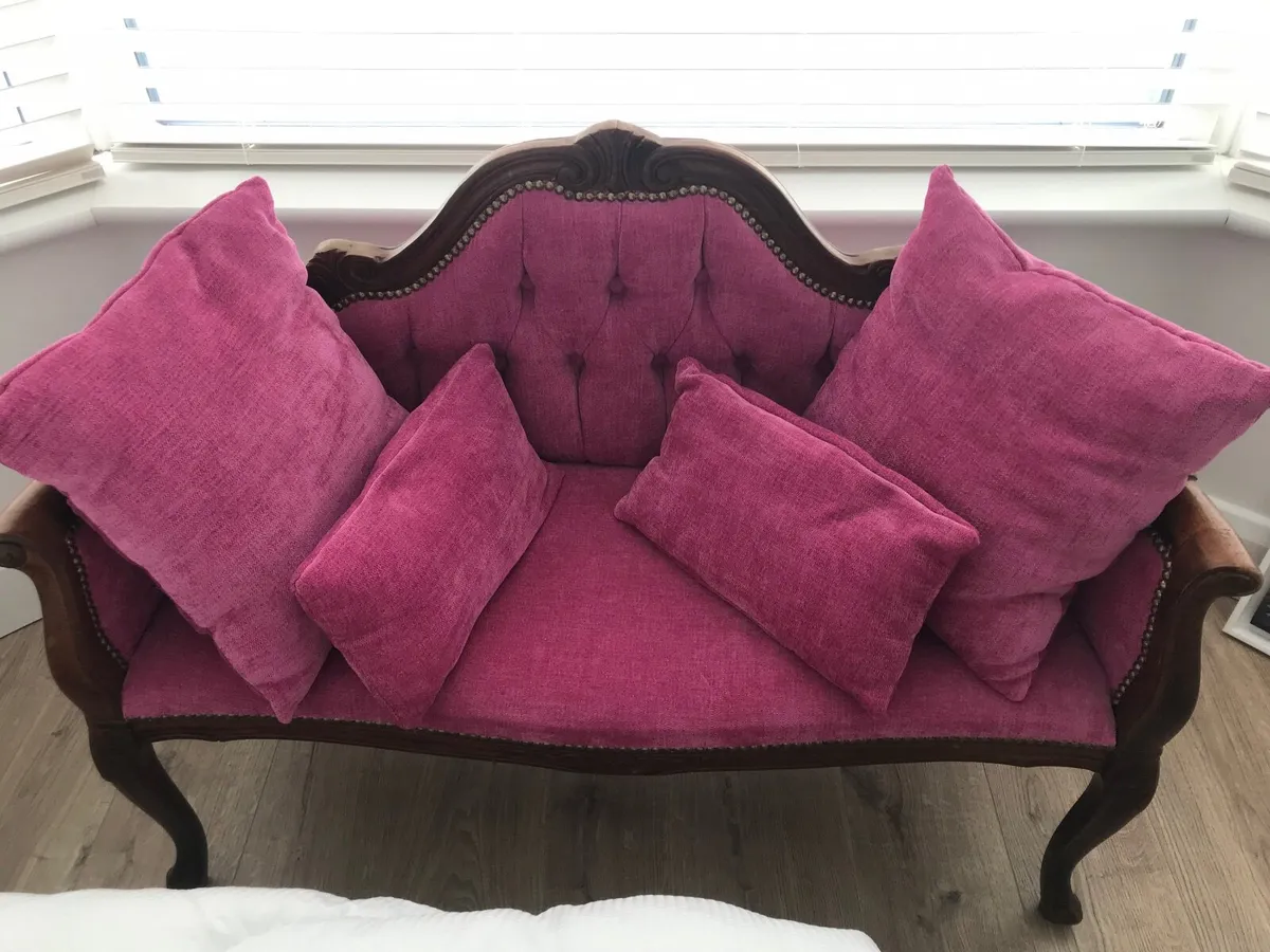 Lounge chair - Image 1