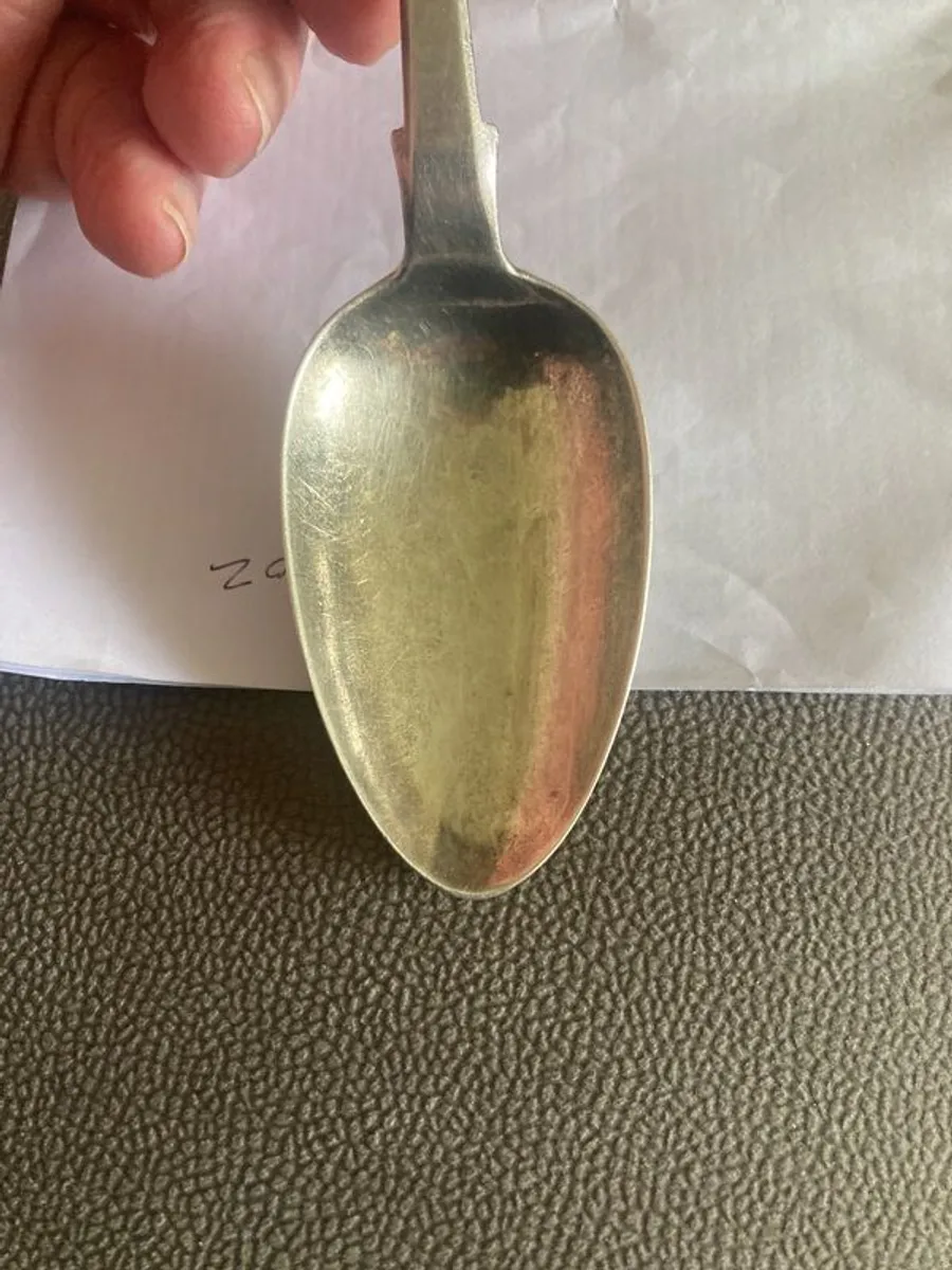 Silver spoon 9inches long in excellent condition made by famous silversmith George Waterhouse weighs 2.78 ounces - Image 3