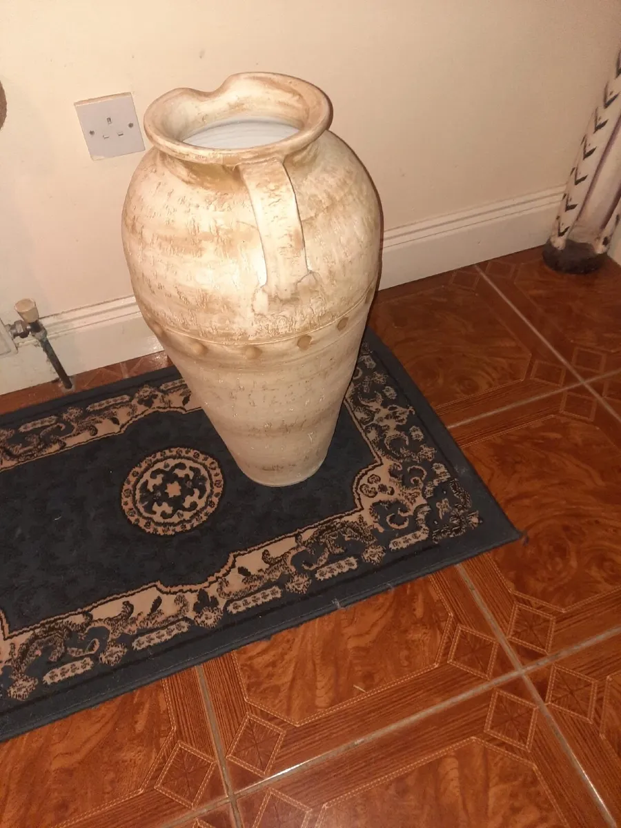 Large jug - Image 2