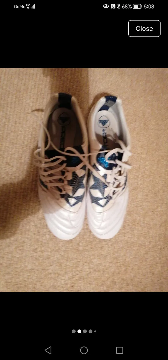 Adidas Predator Size 11 Football Boots - Image 2