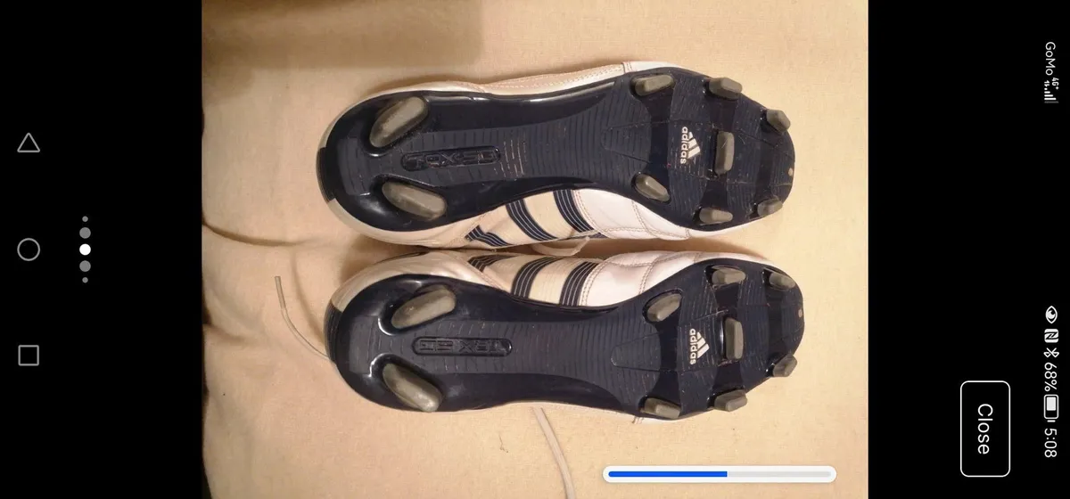 Adidas Predator Size 11 Football Boots - Image 3