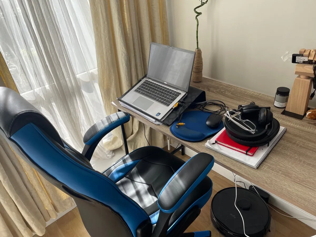 Gaming/office table and chair - Image 1