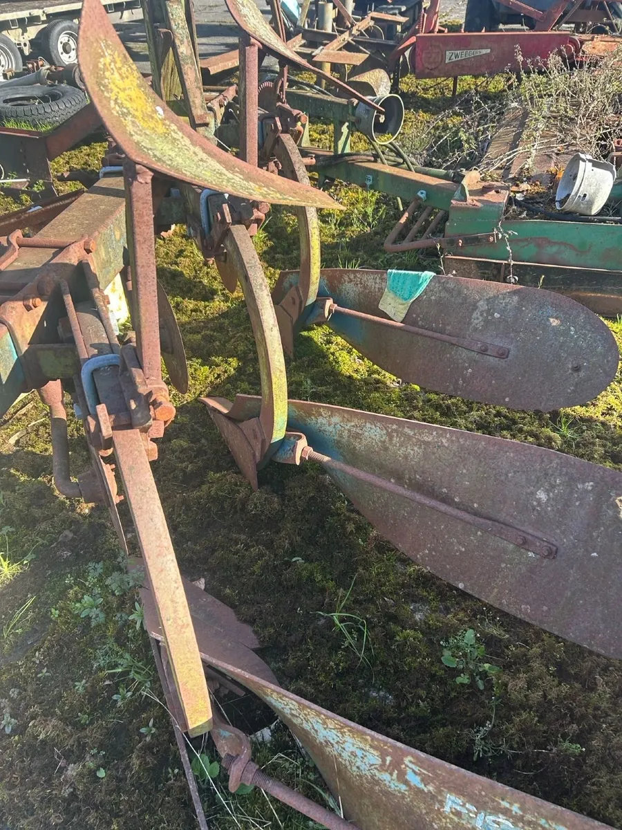 3 sod Fiskars plough - Image 2