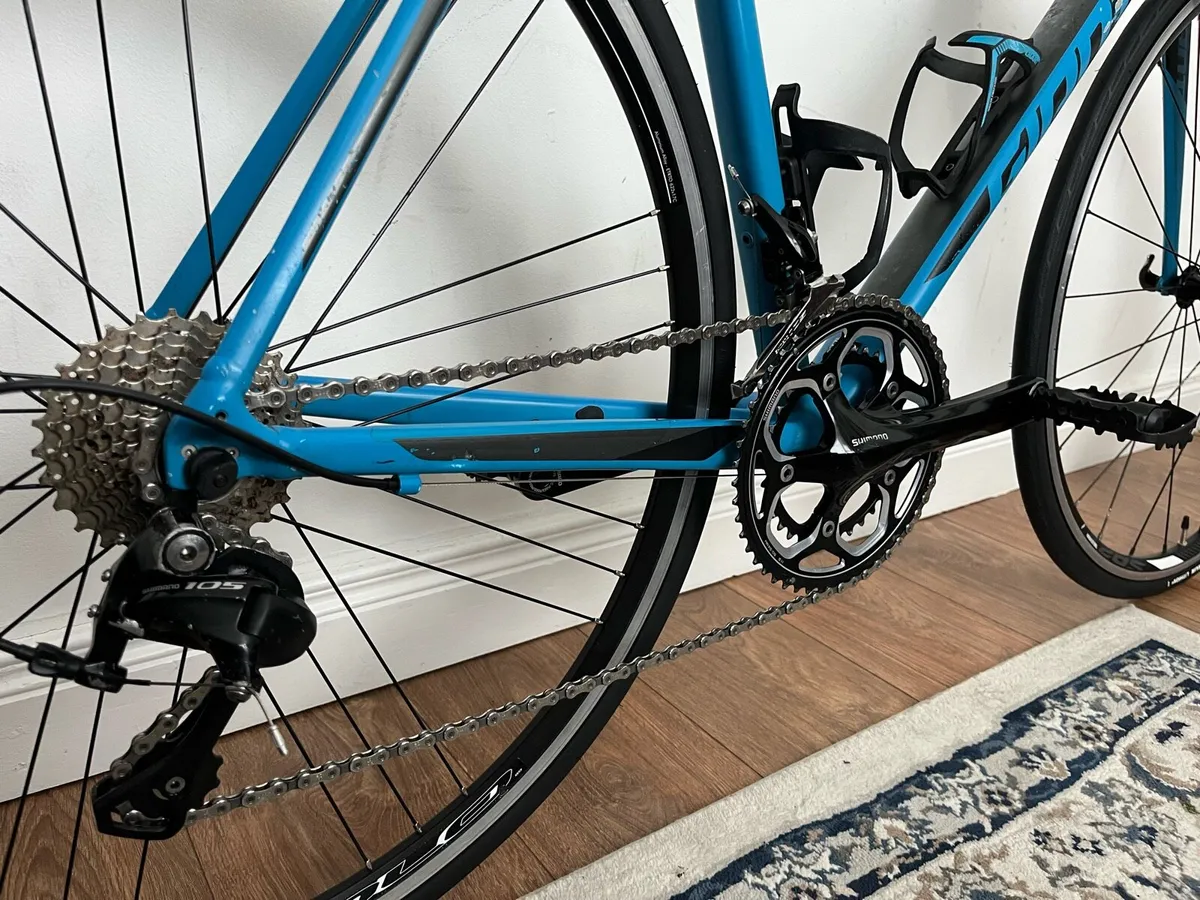 Giant Contend Road Bike (L) 105 - Image 2