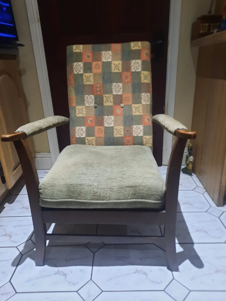 Vintage arm chair - Image 1