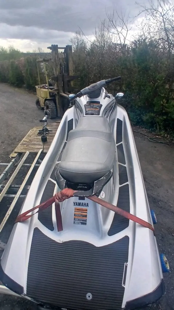 Yamaha waverunner jetski - Image 2