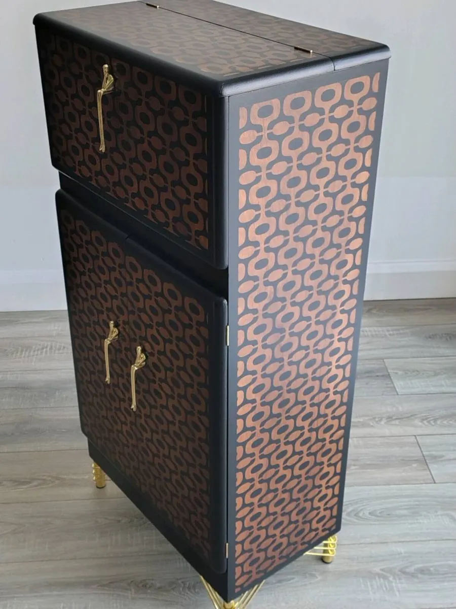 Art deco cocktail cabinet/ bar - Image 3
