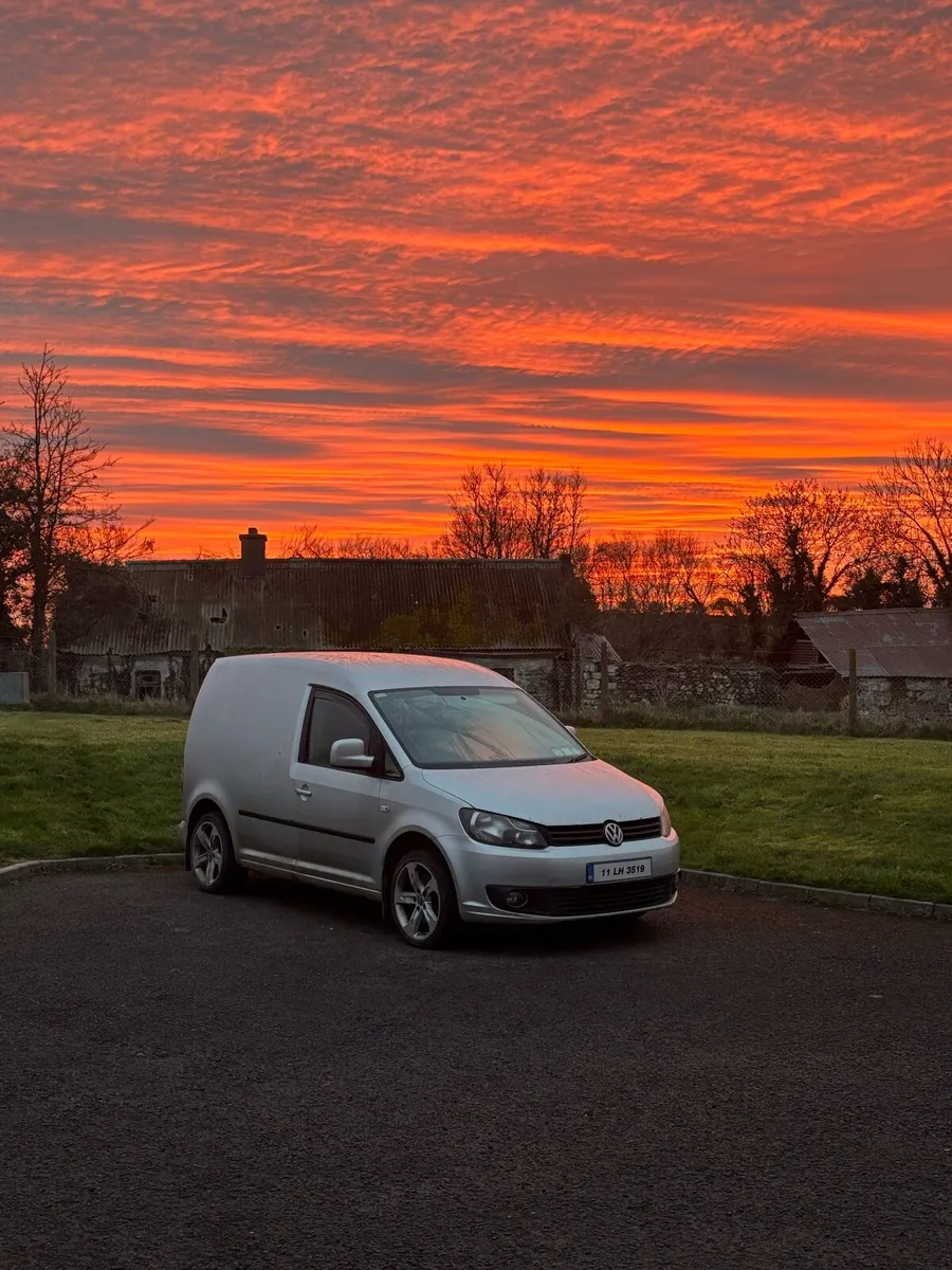 Vw Caddy - Image 4