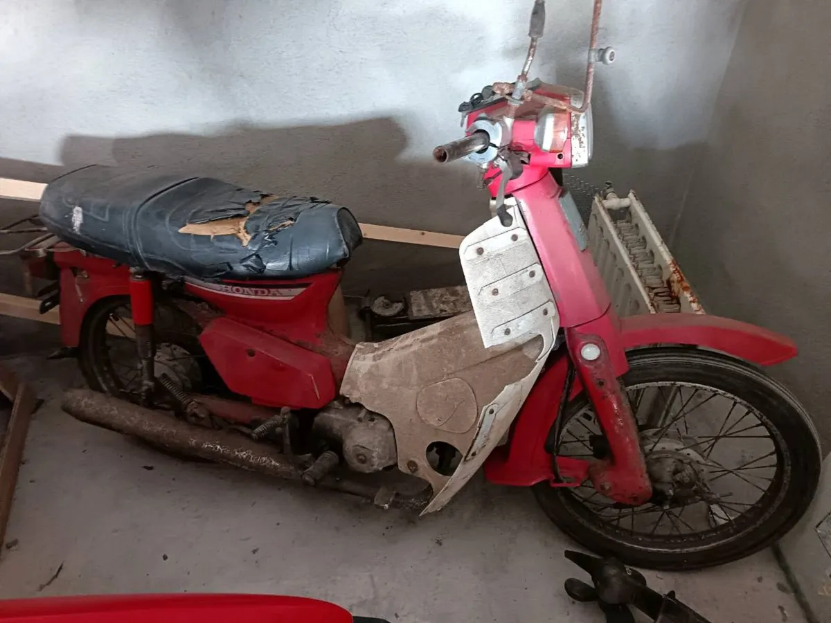 Honda 70 - Image 1