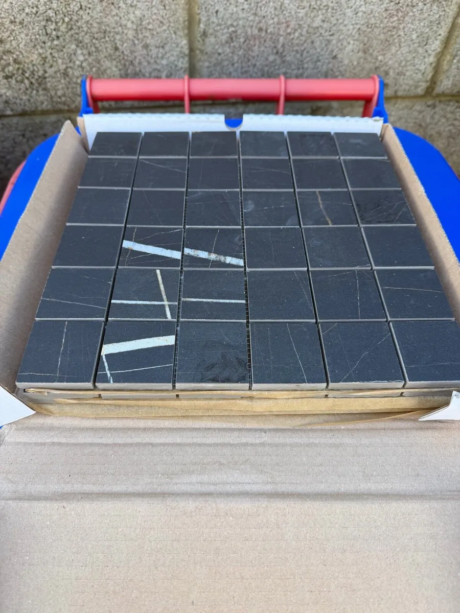 Ceramic tiles - Image 1