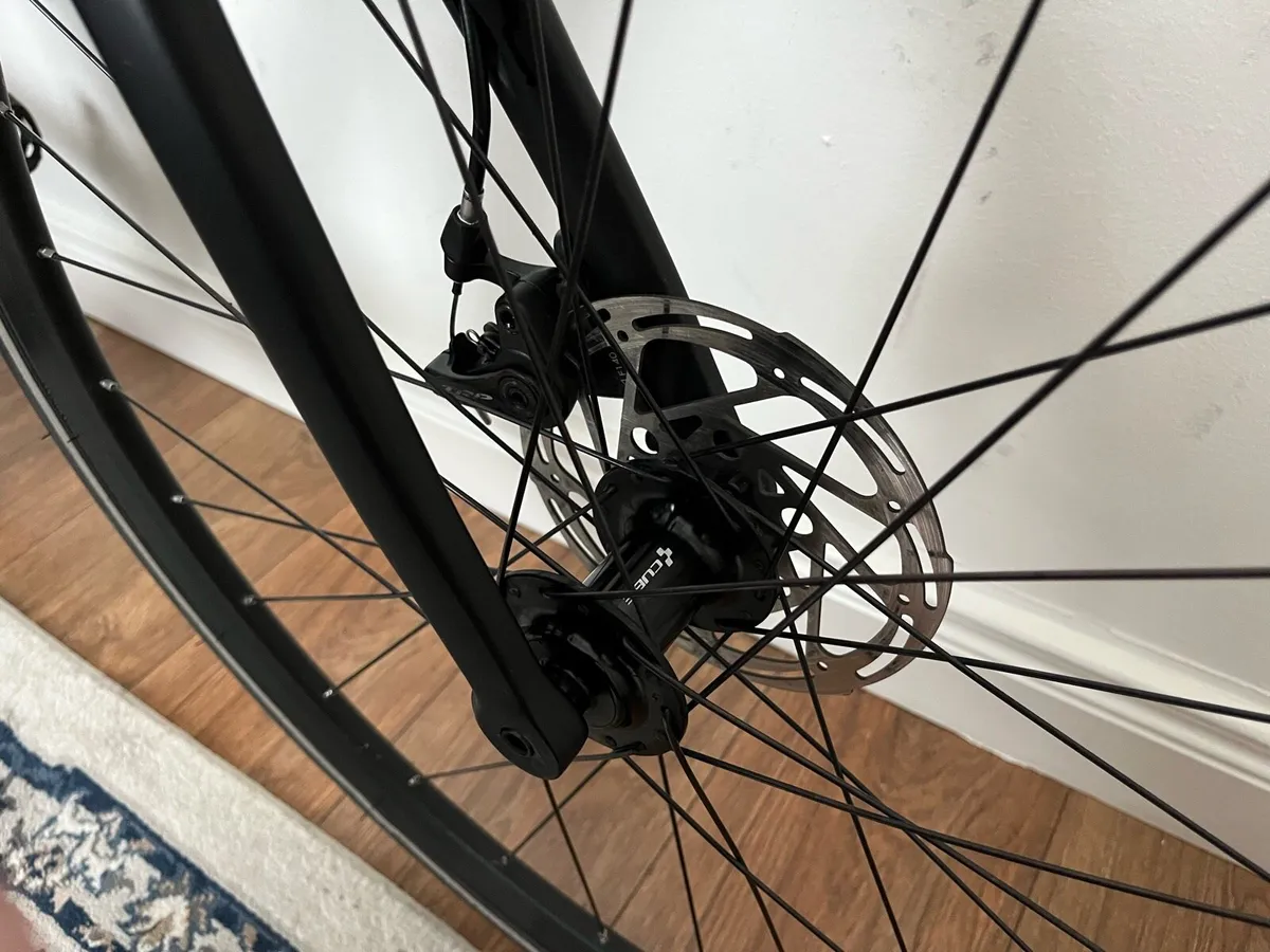 Cube Attain Disc Road Bike - Image 4