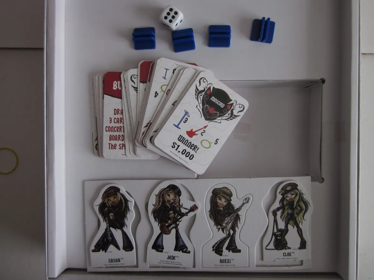 Bratz Rock Angelz World Tour Board Game - Image 2