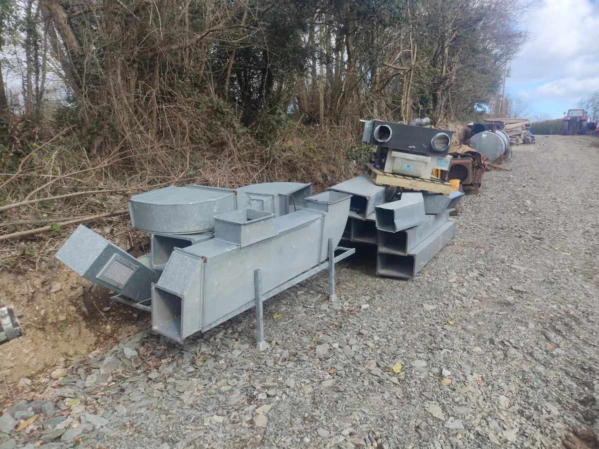 Various stainless steel appliances and tables - Image 2