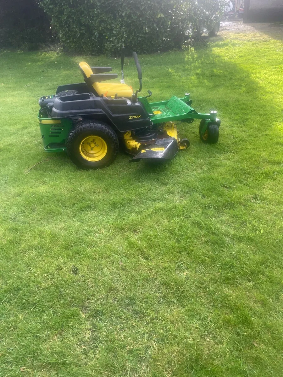 John Deere zero turn mower - Image 3