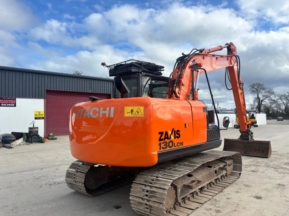 Hitachi 130-5 year 2015 - Image 1