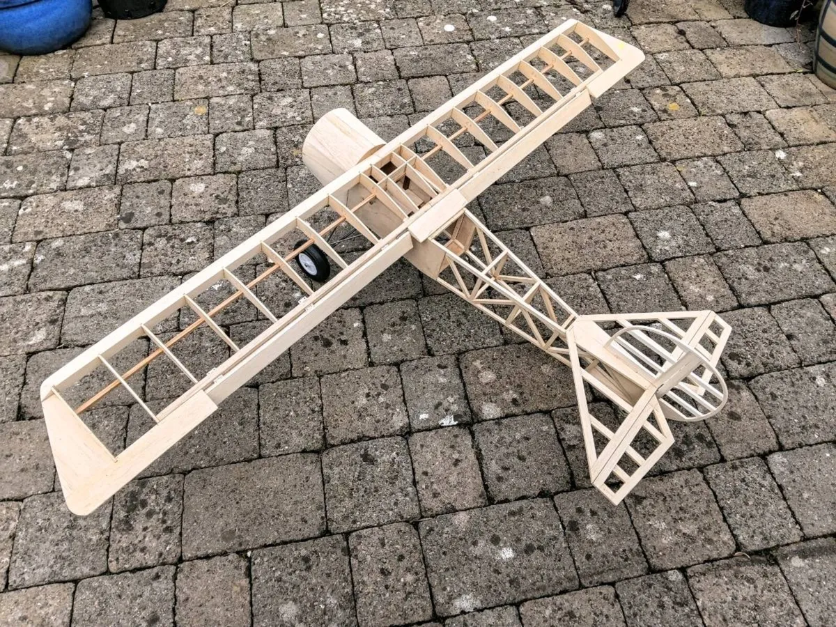 RC Model airplane framework - Image 2