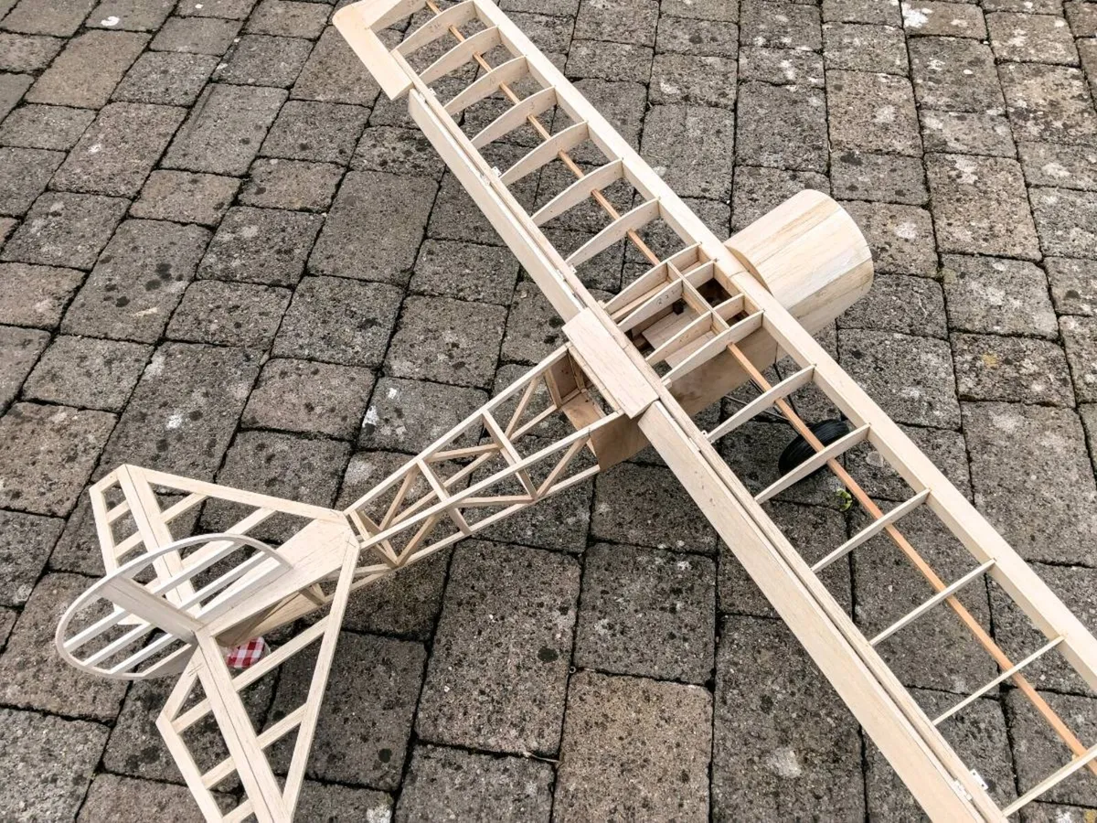 RC Model airplane framework - Image 4