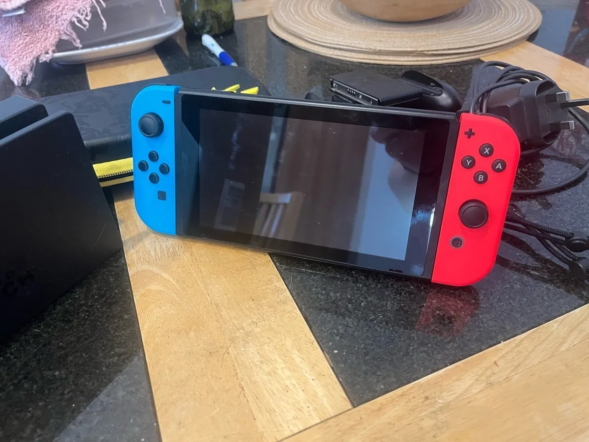 Nintendo Switch with case - Image 3