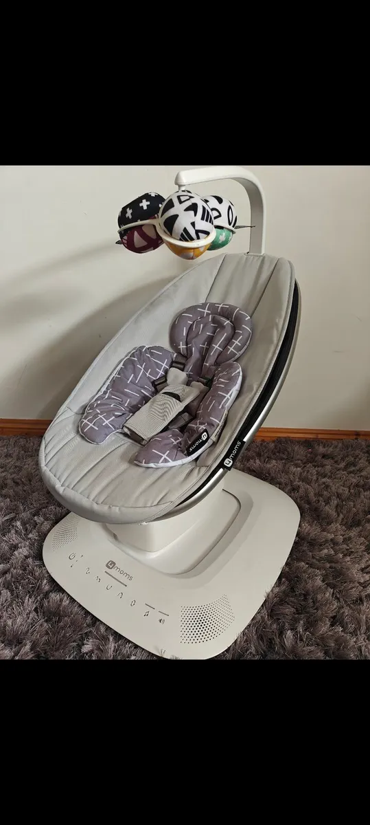 4Moms Momaroo Multi Motion Baby Swing - Image 1