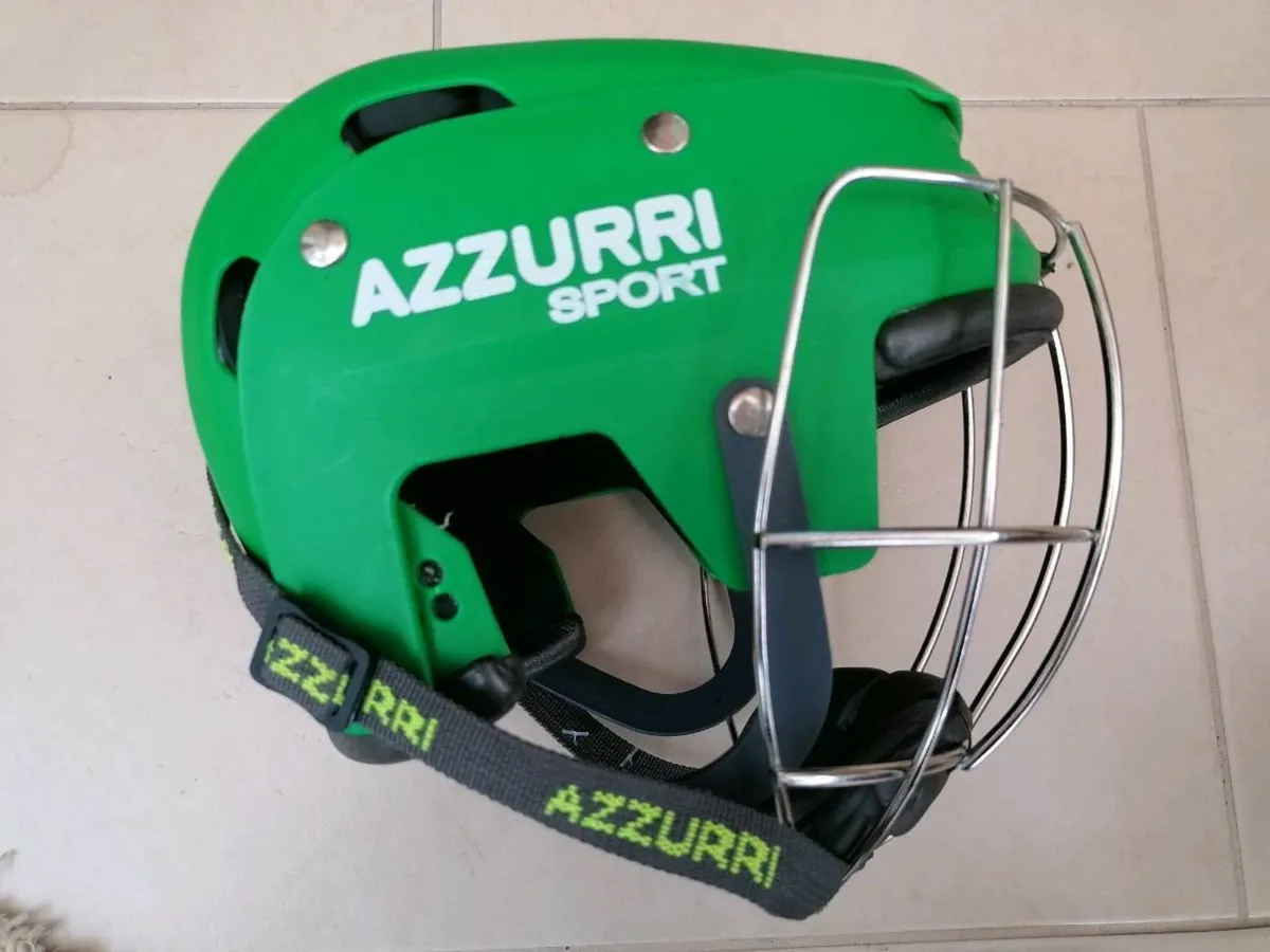 Hurling Helmet New Small - Image 1