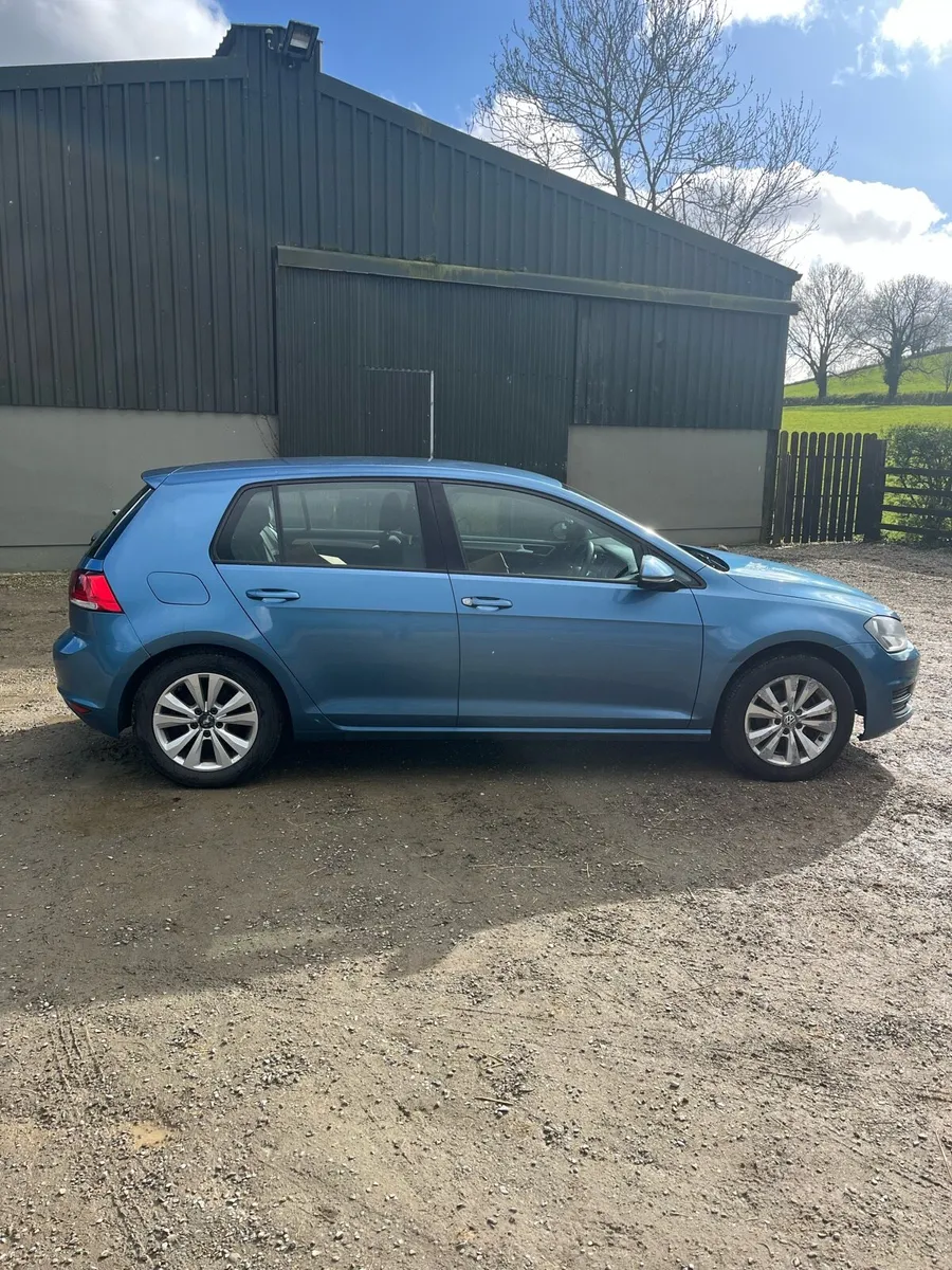 VOLKSWAGEN GOLF - Image 3