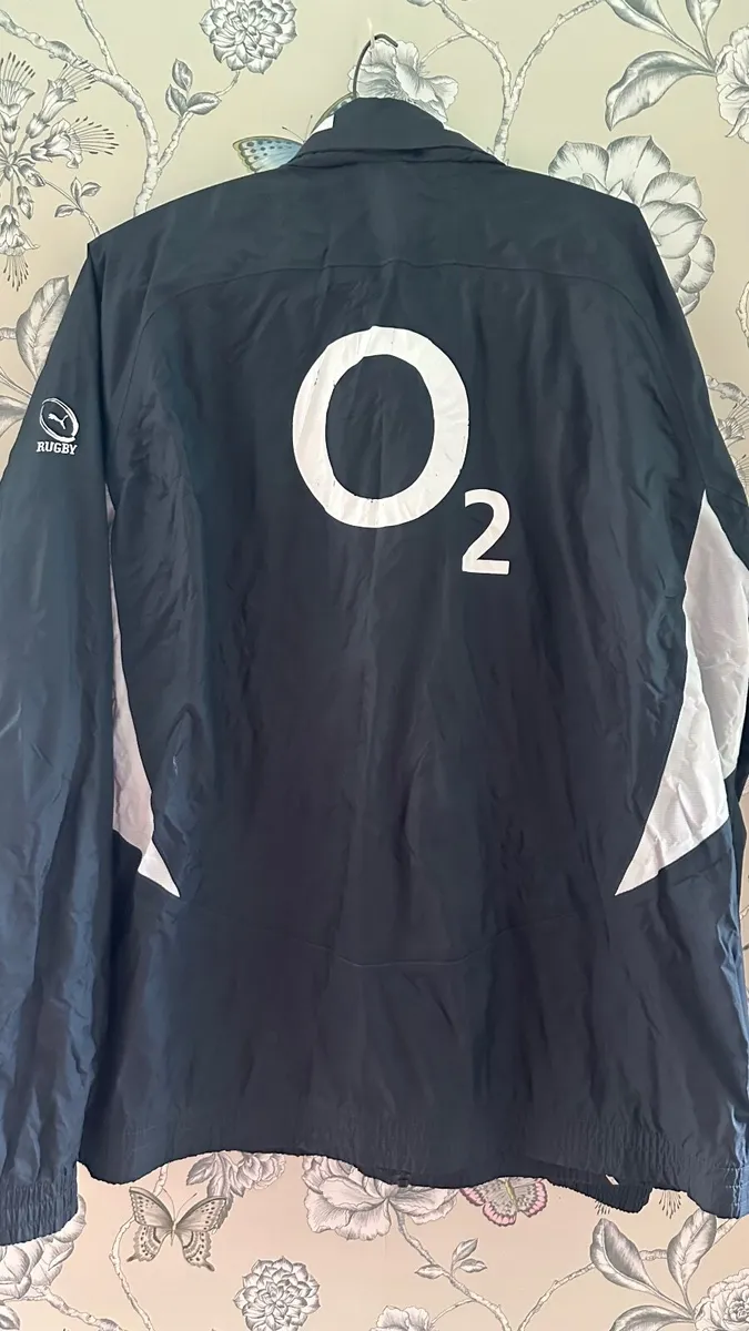 Puma  jacket large - Image 3