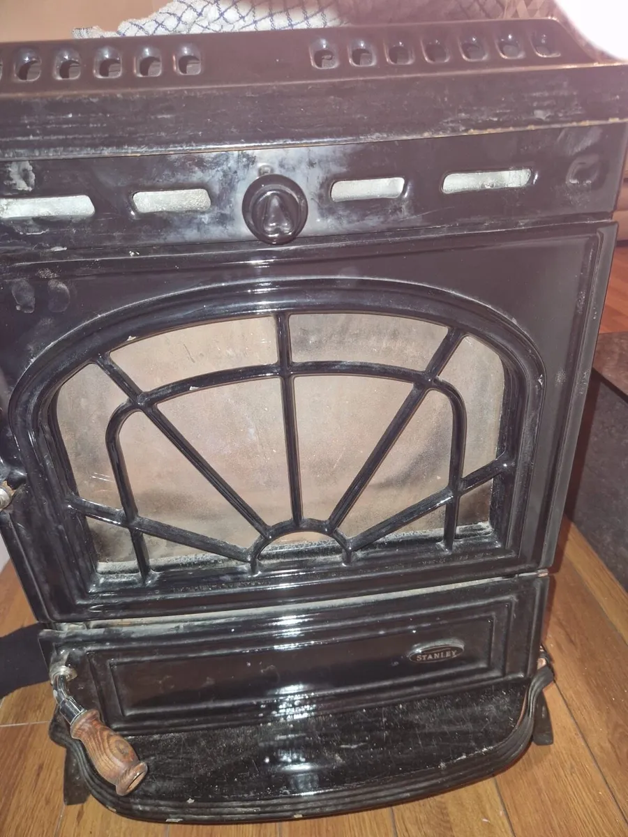 Stove - Image 1