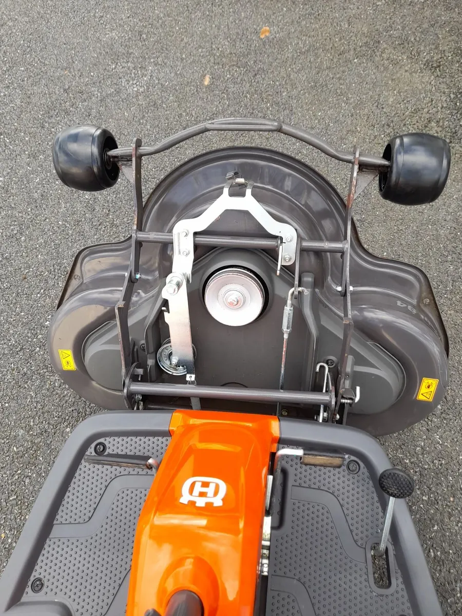 Husqvarna Rider 214 TC - Image 3