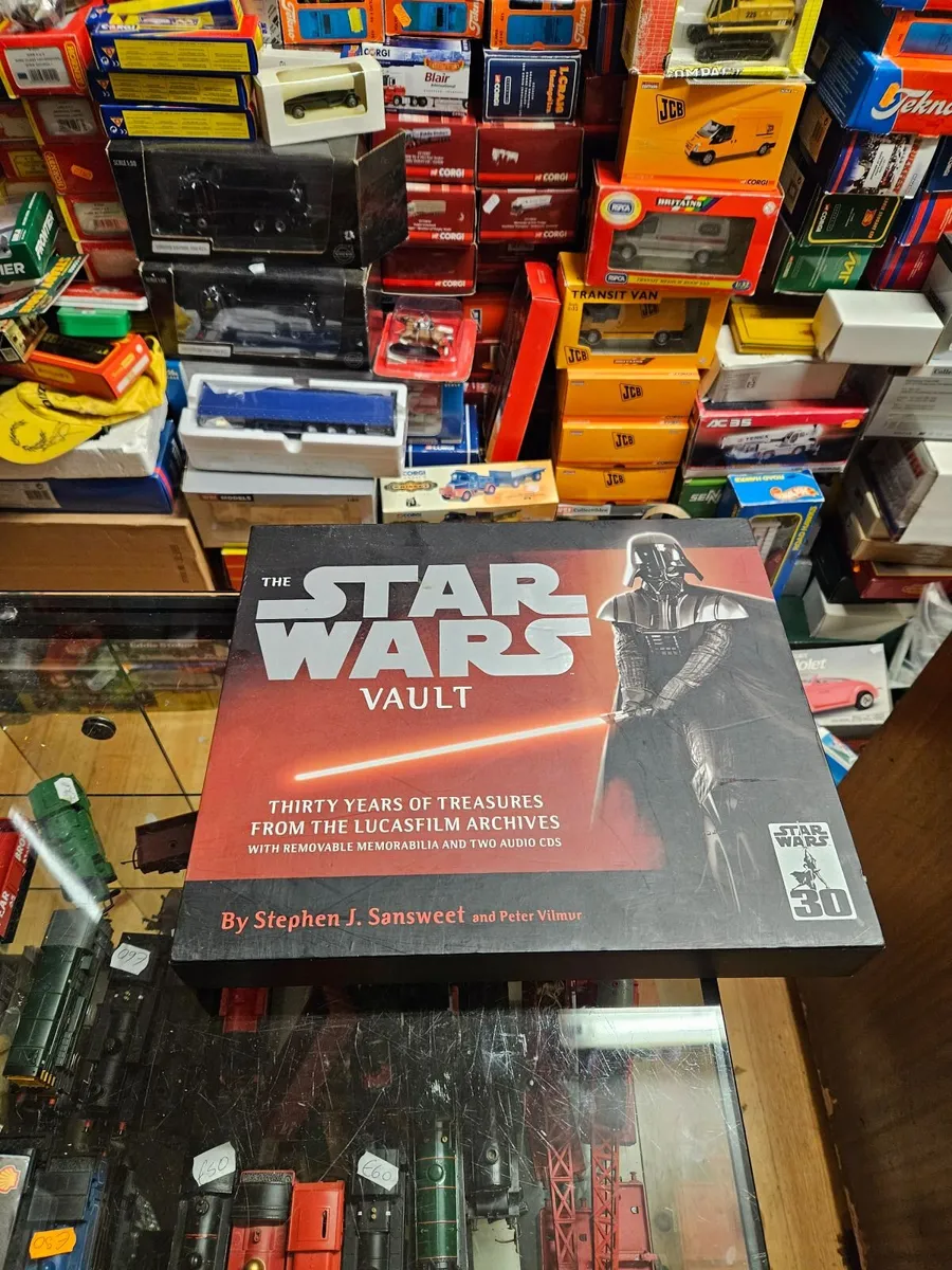 Star Wars The Vault Book - Image 1